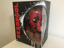 Deadpool - Deadpool Super Deluxe Vinyl Figure