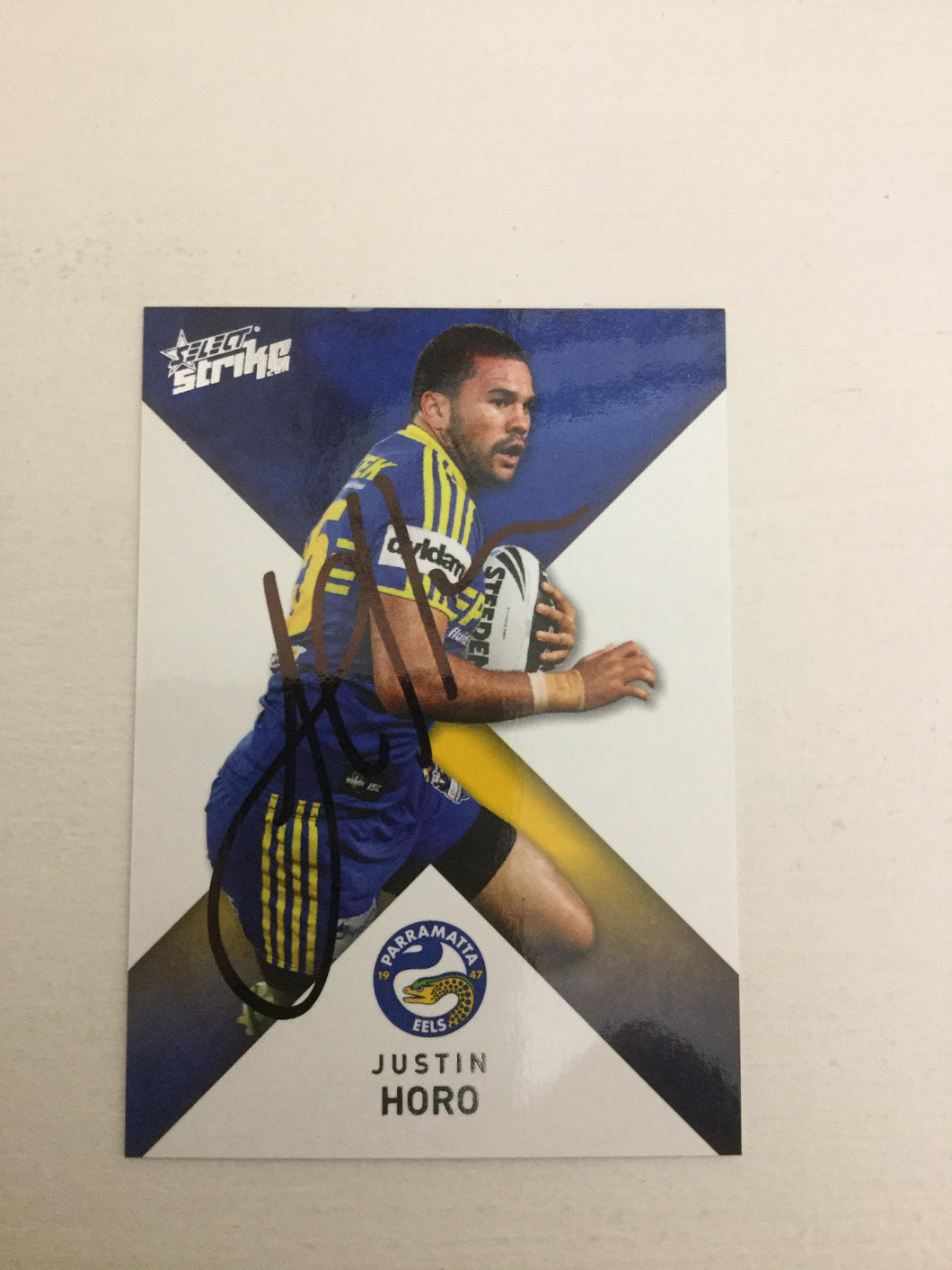 2011 Select Strike Justin Horo Parramatta Eels Personally Signed Card